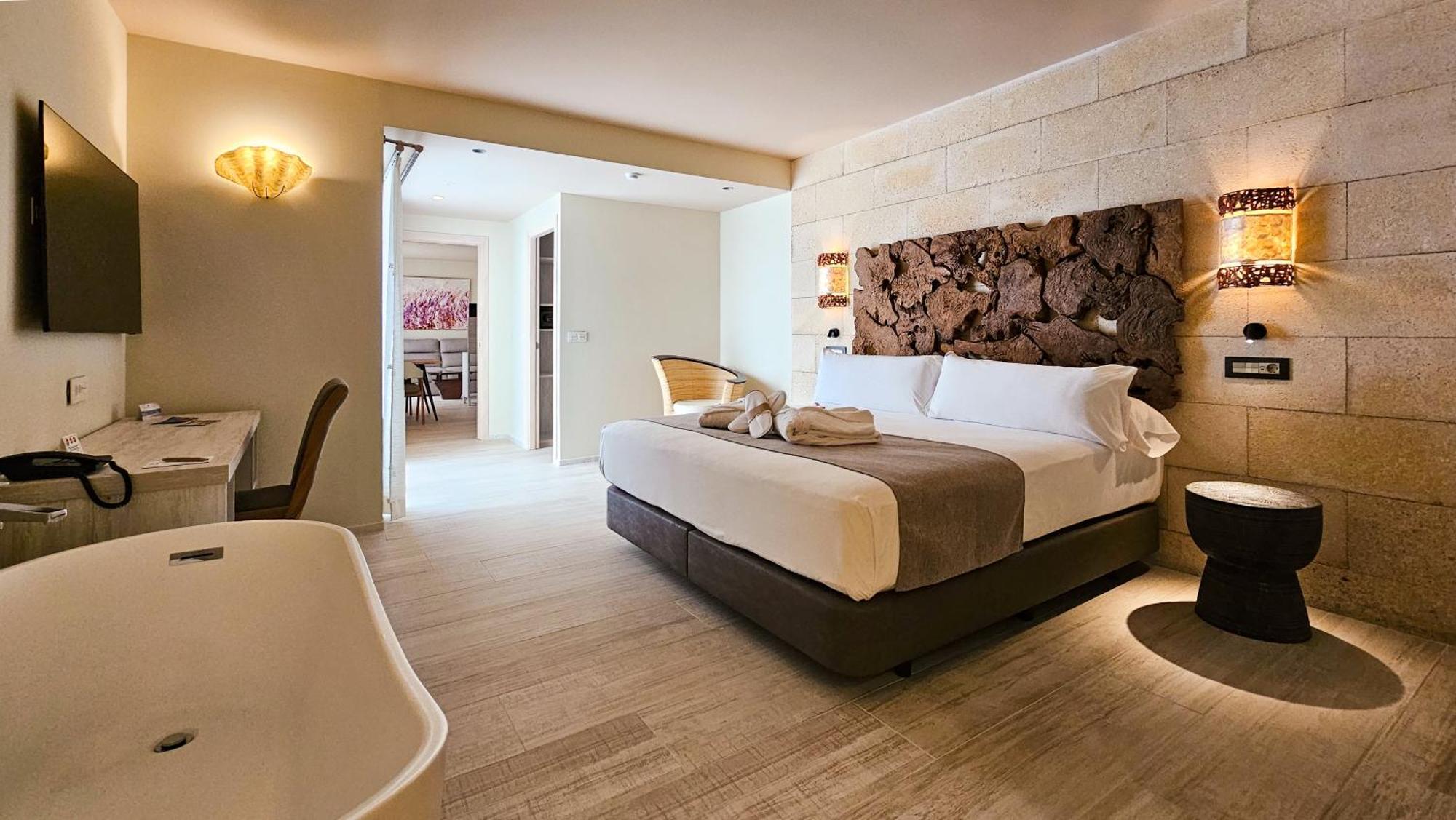 Hotel Event By Qhotels - Adults Recommended